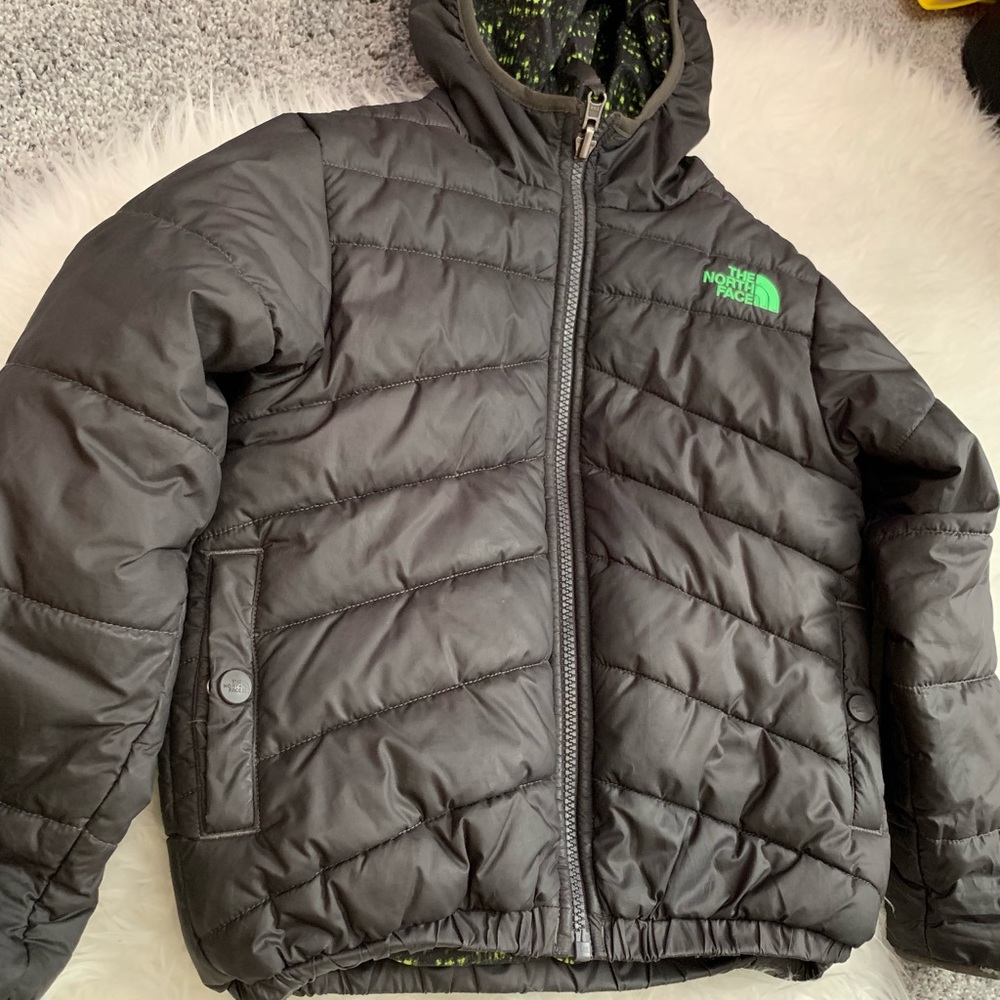 Boys North Face winter jacket size 6.